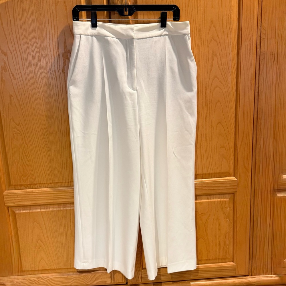 ZARA Wide Leg Cream Dress Pants Size Medium